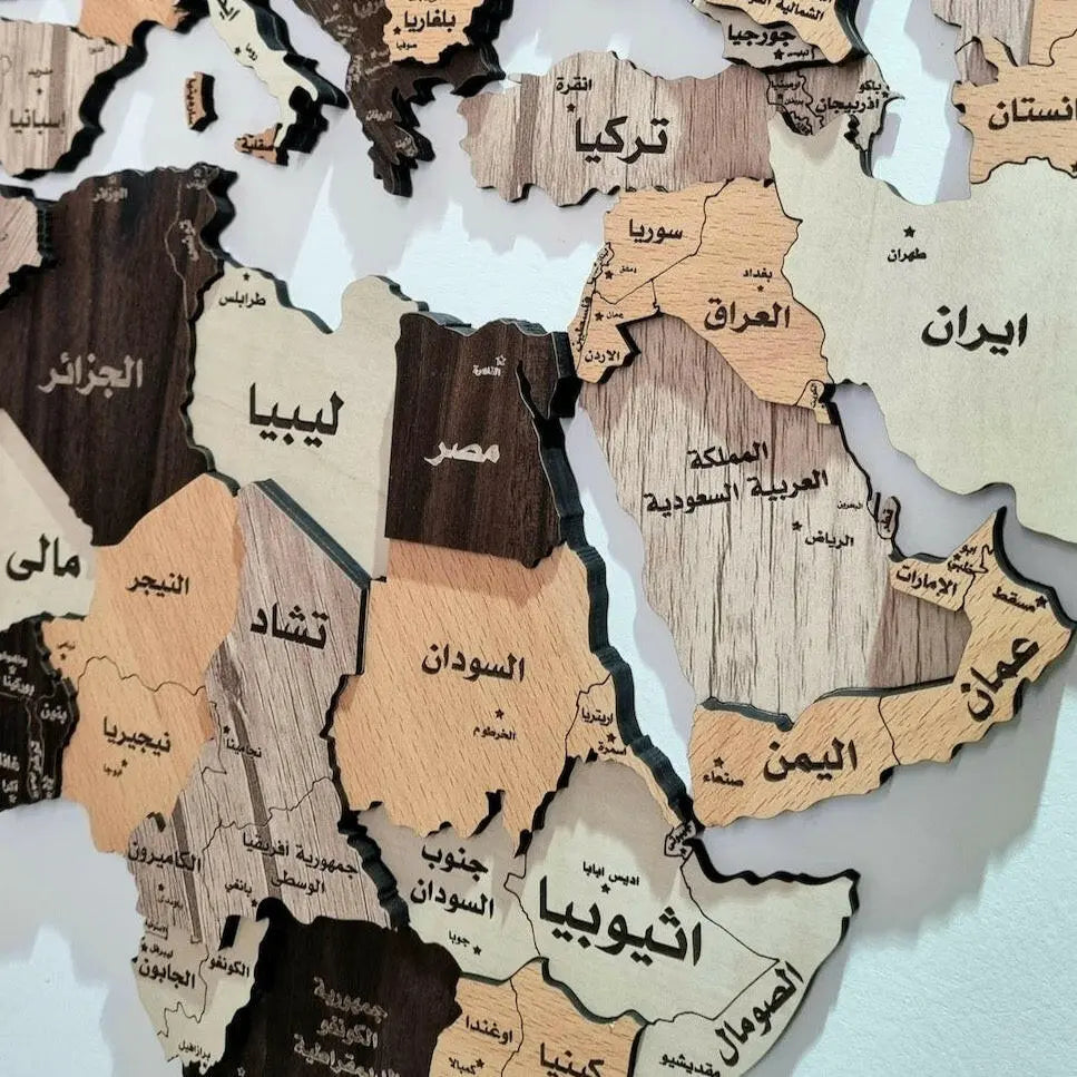 خريطة العالم التفاعلية عالية الجودة تظهر تفاصيل البلدان والمدن لتزيين الجدران أو الدراسة