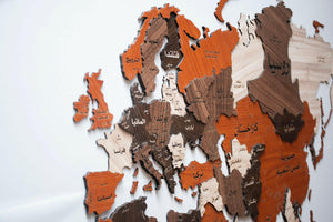 لوحة خريطة العالم بجودة عالية تظهر تفاصيل الدول والقارات، مثالية لتزيين المكاتب وغرف الدراسة